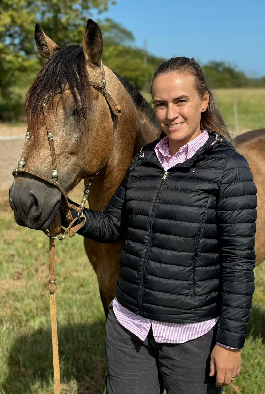 Dra. Carolina Zagonel